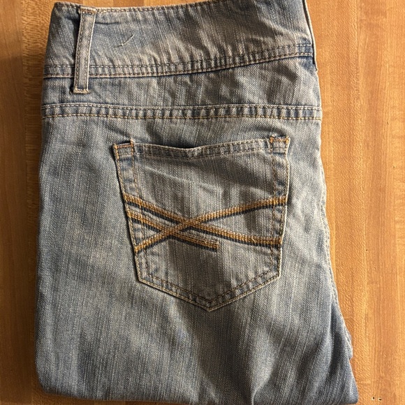 Aeropostale Classic Blue Denim Crop Pants Size 9/10. Nwts - Picture 8 of 10